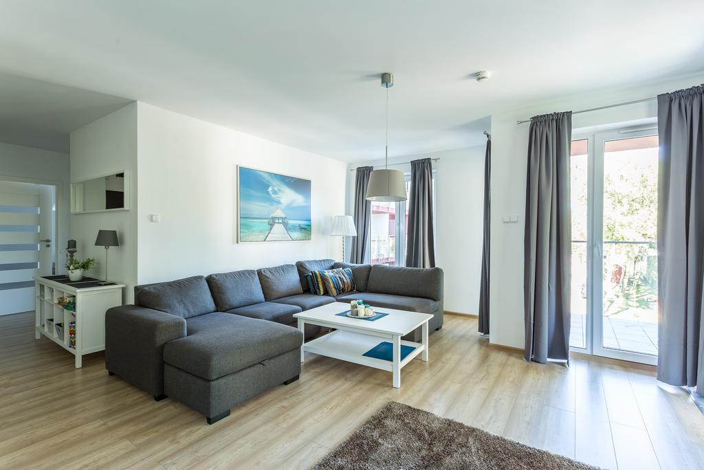 Omi Apartments Колобжег Экстерьер фото
